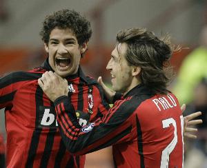 608929
